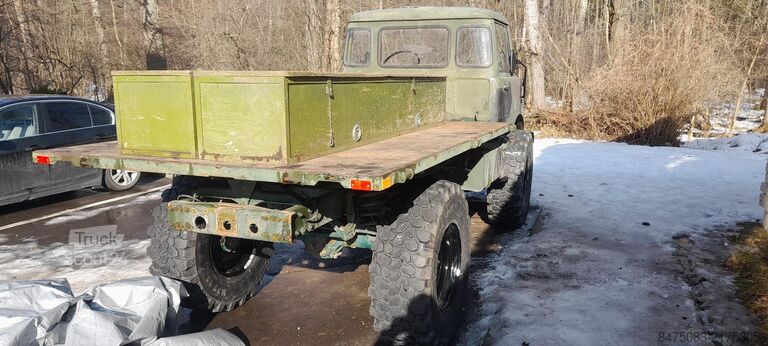Bezceļu Mercedes-Benz Unimog416