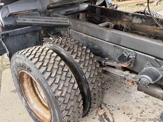 Tipper truck TOYOTA DYNA 400 4X2 Tipper Spring/Spring Manual Gearbox