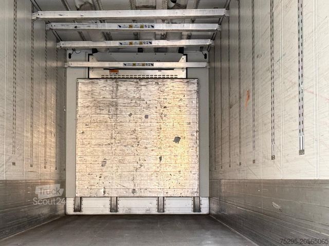 Semi-remorque frigorifique SCHMITZ CARGOBULL 3Achs Carrier1350 Innen2,85m Doppelsto FRC12/27