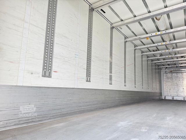 Semi-remorque frigorifique SCHMITZ CARGOBULL 3Achs Carrier1350 Innen2,85m Doppelsto FRC12/27
