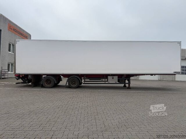 Transport réfrigéré/congélé Kel-Berg Refrigerated trailer / Kühlauflieger / Køletrailer