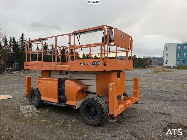 Škarjasto dvigalo JLG 439RT scissor lift – 16 meters. WATCH VIDEO