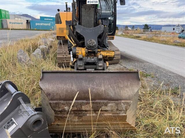 Goseniški bager Liebherr R914 excavator with GPS, bucket, and tiltrotator.