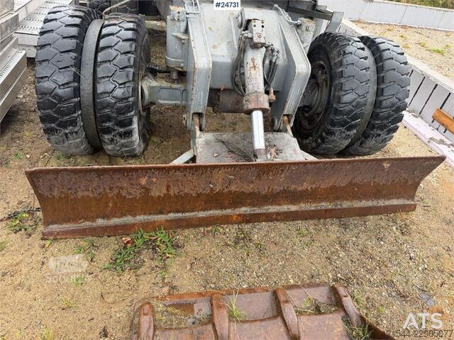 Radbagger Åkerman EW130 wheel digger w/ a bucket. WATCH VIDEO