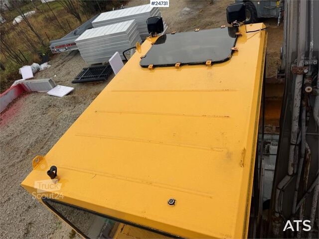 Radbagger Åkerman EW130 wheel digger w/ a bucket. WATCH VIDEO