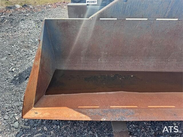 Radlader Merlo P40.17 telehandler w/ bucket – pallet forks – jib