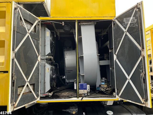 Véhicule aspirant MAN TGS 33.480 6x4 MTS Saugbagger 8 m³