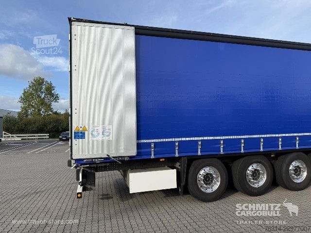 Semiremorcă deschisă cu prelată Schmitz Cargobull Curtainsider Standard Getränke