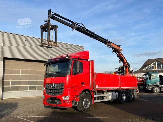 Vrachtauto met open laadbak MERCEDES-BENZ Arocs 2543 L Pritsche Heckkran