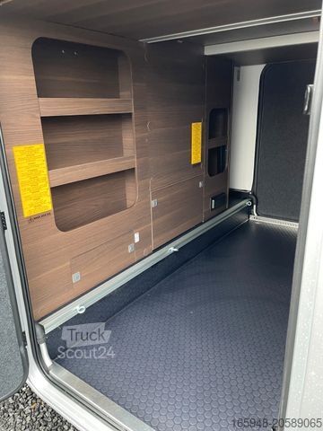 Polintegriran avtodom ADRIA Matrix Supreme 670 DL*4,4T*Leder*Safety Plus