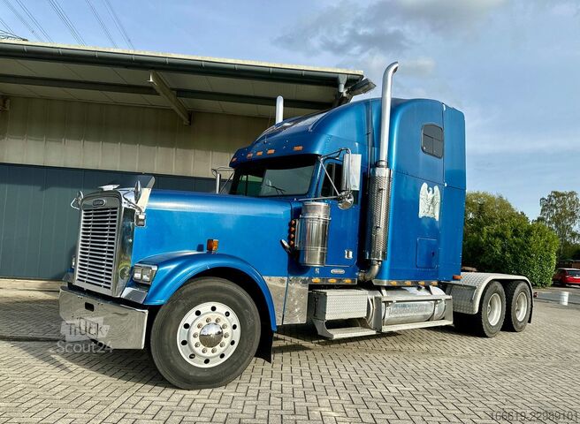Standard trekkvogn FREIGHTLINER Classic XL