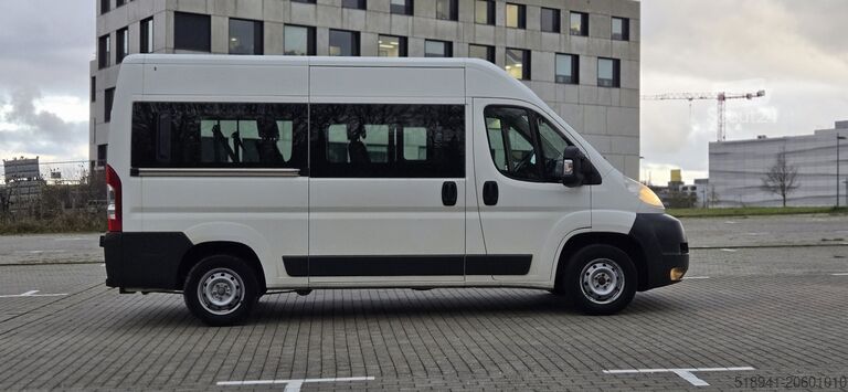 Kleinbus Citroen Jumper 2.2 HDI L2H2 9-SITZER TÜV/AU NEU