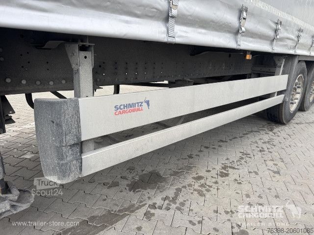 Semi-remorque bâchée Schmitz Cargobull Curtainsider Standard