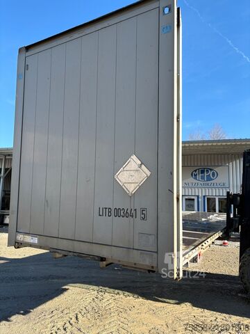 Plateforme porte-caisses amovibles Krone Jumbo Plattform 7,82 mit Lochleiste