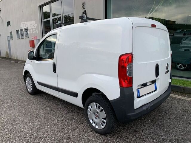 Kompaktno dostavno vozilo FIAT Fiorino Van 2 posti - Km 126.000