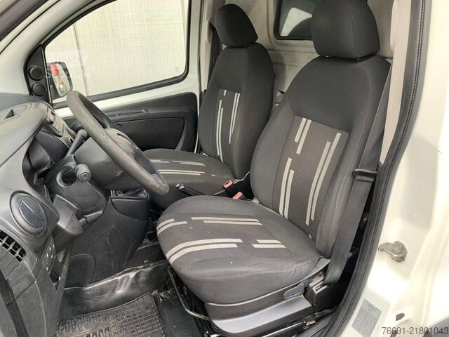 Kompaktno dostavno vozilo FIAT Fiorino Van 2 posti - Km 126.000