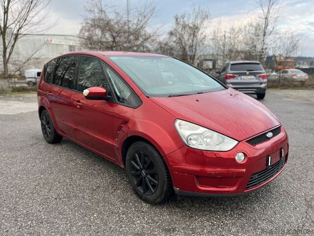 Kleinbus FORD S-Max S-MAX Trend  2,2 Ltr. - 129 kW TDCi