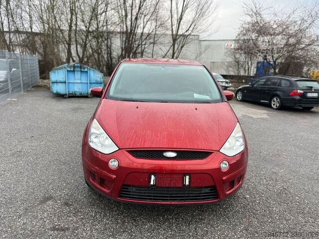Kleinbus FORD S-Max S-MAX Trend  2,2 Ltr. - 129 kW TDCi