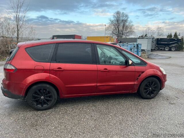 Kleinbus FORD S-Max S-MAX Trend  2,2 Ltr. - 129 kW TDCi