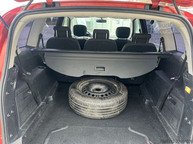 Kleinbus FORD S-Max S-MAX Trend  2,2 Ltr. - 129 kW TDCi