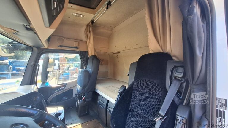 Mercedes-Benz 1851Actros 4 2-Achser SZM truck tractor Mercedes-Benz 1851Actros 4 2-Achser SZM