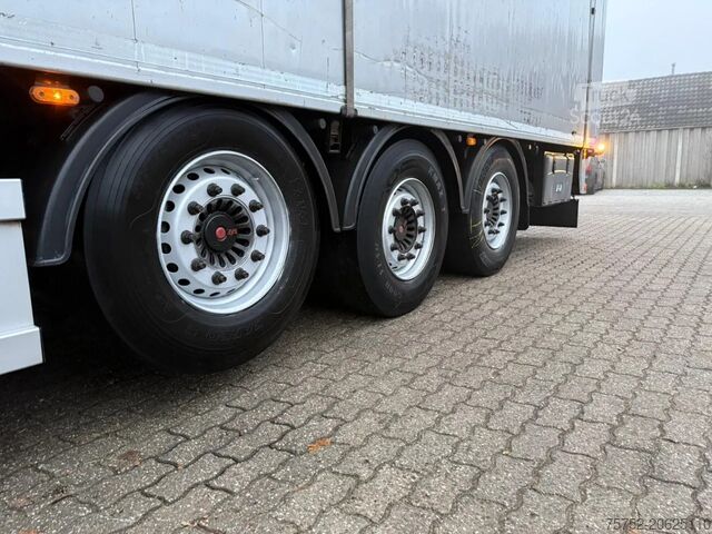 Rörligt golv Knapen Trailers K100 92m3 SAF Schijfremmen 92m3 APK 11-2026 10M...