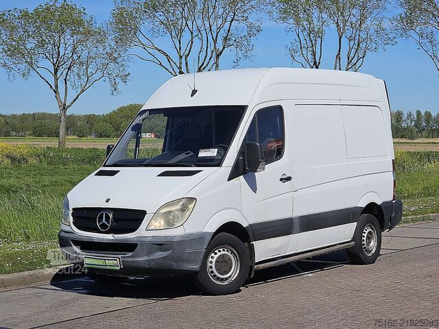 Karavan sa visokim krovom MERCEDES-BENZ SPRINTER 209