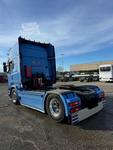 Standardni cestni vlačilec SCANIA R520 (V8) TOP LINE TRATTORE STRADALE