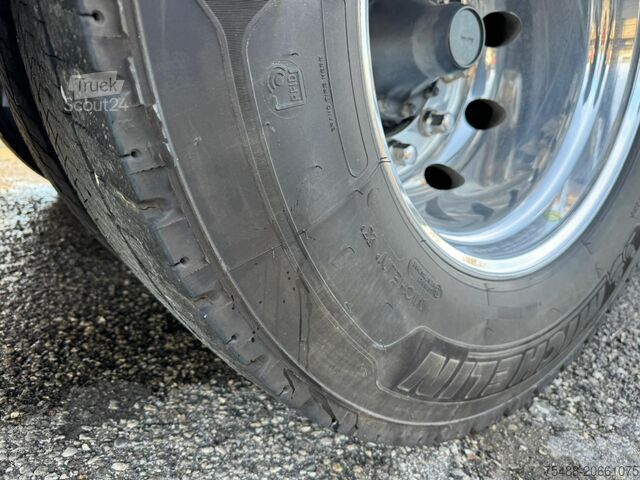 Standardni cestni vlačilec SCANIA R520 (V8) TOP LINE TRATTORE STRADALE