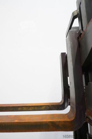 رافعة شوكية Linde E 40/600 H 388