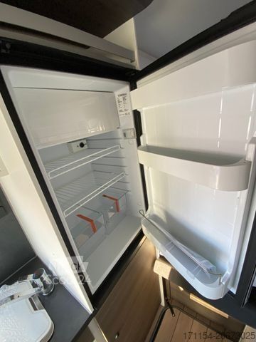 Husbil VANTOURER EUROCAR 600 MQ mit Aufstelldach, Markise