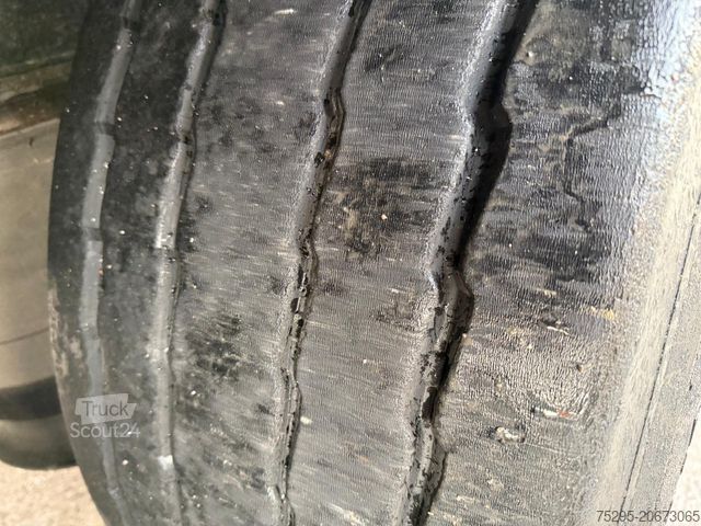 Öppen semitrailer med kapell KRONE 3 Achs Standard TÜV02/26 1.Hand Lasi-Zertifikat