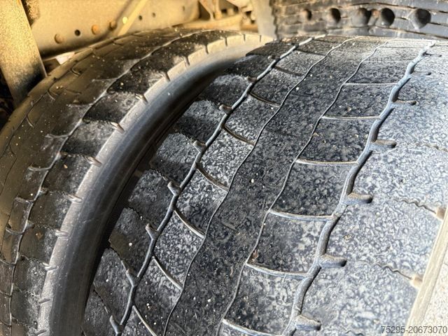 Jumbolastbil MAN TGX 18.420 XXL Jumbo Kompl 115m³ TÜVneu Retarder