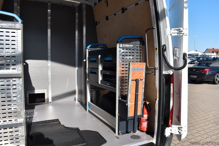 Furgon z wysokim dachem MERCEDES-BENZ Sprinter 316 CDI 4x4 7 G-Tronic Mixto L2H2 Navi