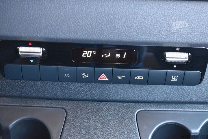 Furgon blaszak MERCEDES-BENZ Sprinter 316 CDI 4x4 7 G-Tronic Mixto L2H2 Navi