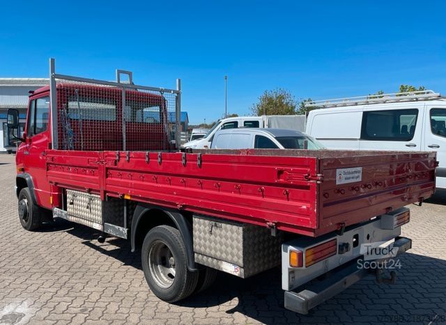 Pick-up varebil MERCEDES-BENZ 609D / zGG 3,5t/ AHK 2,4t/ Standhzg.