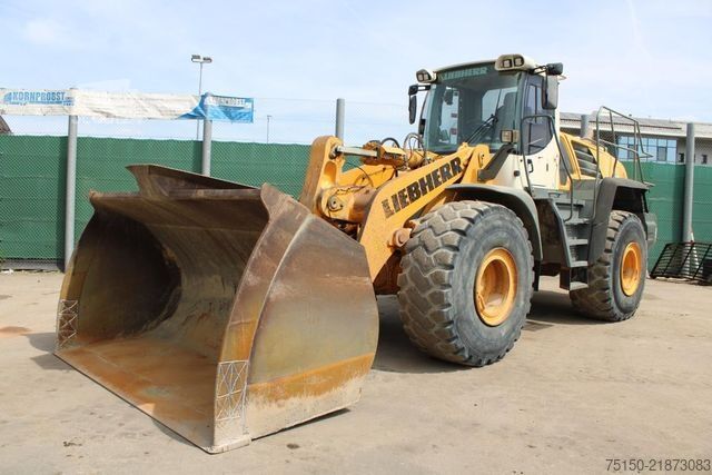 Utovarivač na točkovima LIEBHERR L580 - Waage - Nr.: 221