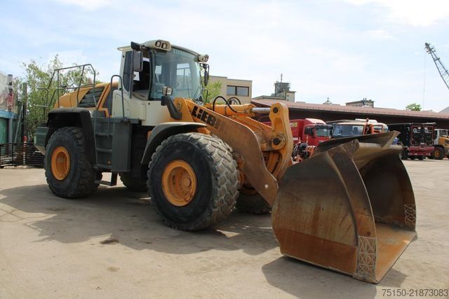 Utovarivač na točkovima LIEBHERR L580 - Waage - Nr.: 221