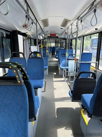 Kĺbový autobus Solaris Urbino 18