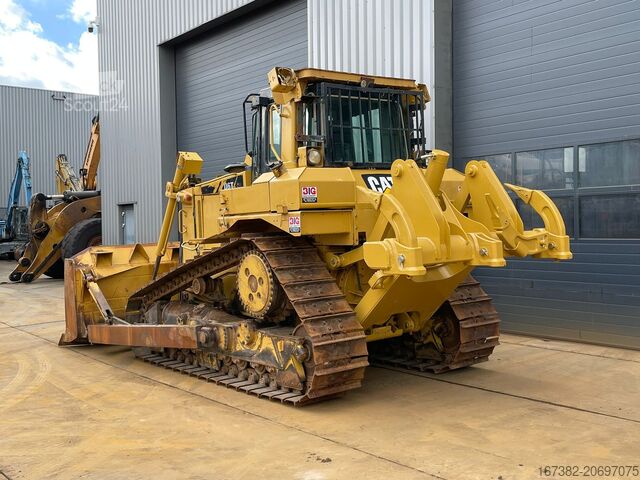 Нивелировочная машина Caterpillar D6T XL