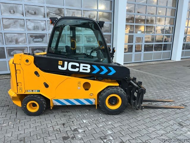 Teleskoparmstapler JCB TLT 35-22E Teletruck / nur 131h! / 2022 / SS