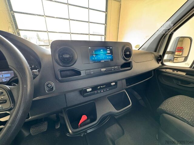 Kravas mikroautobuss ar pašizgāzēju MERCEDES-BENZ Sprinter III  319 CDI L3 Kipper *3 Liter Motor*
