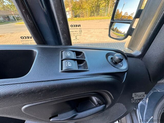 Schuifzeil bestelwagen IVECO Daily 72C18 Hi-Matic Pritsche Plane+LBW