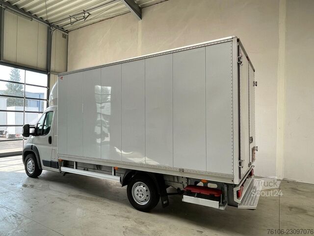 Transporter mit Koffer PEUGEOT Boxer Koffer mit grosse Türen *Klima*Navi*