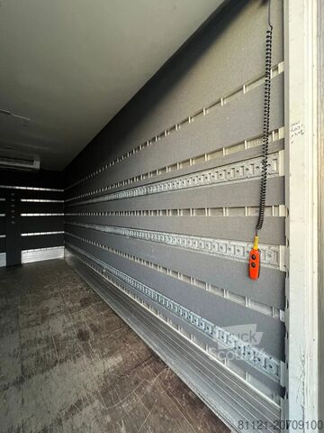 Kofferaufbau MAN JUNGLE Geïsoleerde laadbak + KONVERTA Cooler/He...