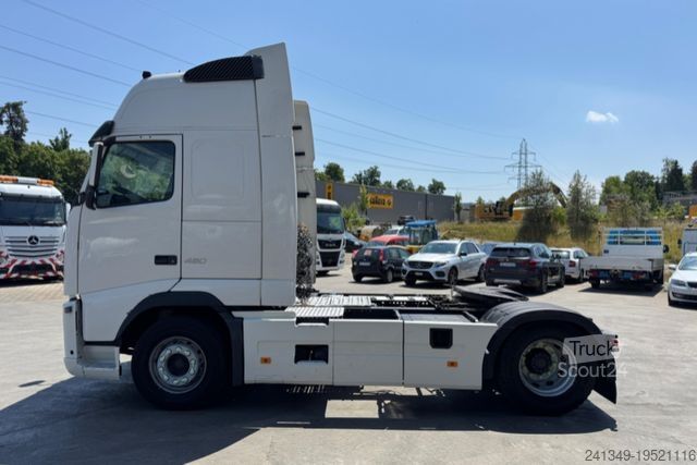 Standart çekici ünitesi VOLVO FH-460 4x2