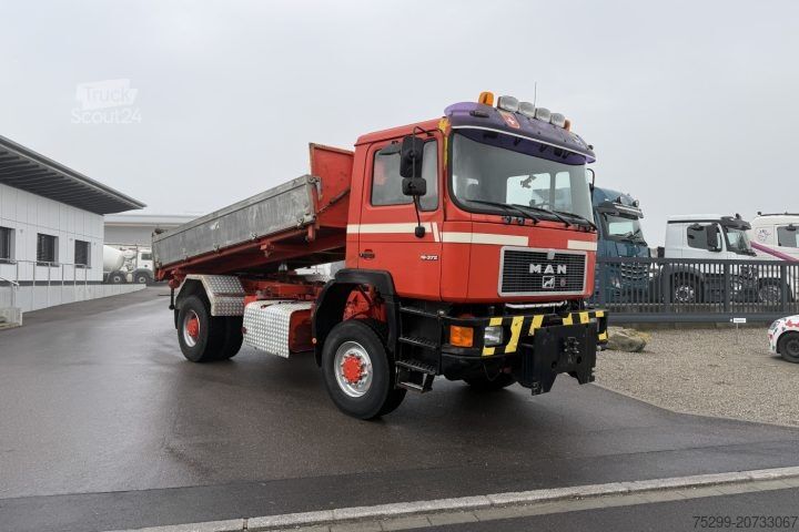 Three-sided tipper truck MAN 19.372 FA 4x4 Moser / Swiss-Vehicle