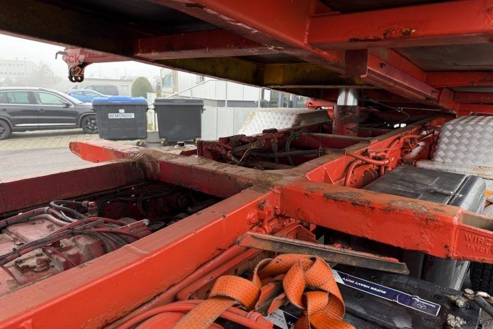 Three-sided tipper truck MAN 19.372 FA 4x4 Moser / Swiss-Vehicle