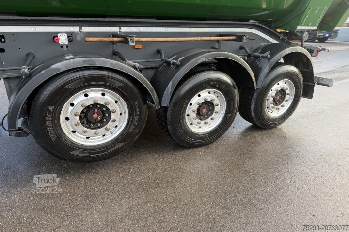 Semiremorcă basculantă Schwarzmüller K-Serie 27m³ / Swiss-Vehicle