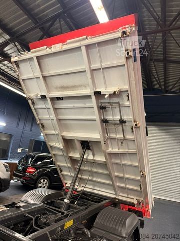 Furgão basculante MERCEDES-BENZ Atego 818 Meiller 3 Seiten Kipper 2xAHK Kipphydr